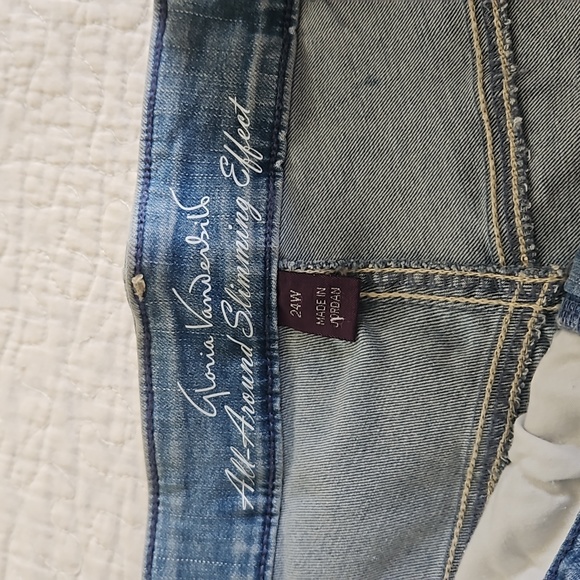 GLORIA VANDRBILT WOMENS CROP JEANS SIZE 24W SKIMMER YOGA STRETCH NEW WITH TAGS - Picture 4 of 17